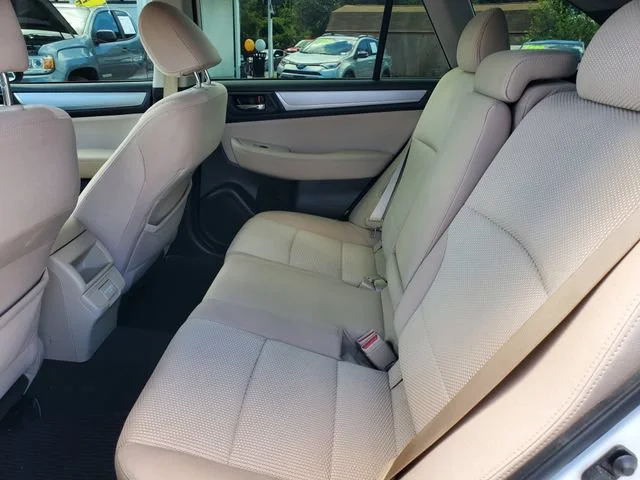 Used 2018 Crystal White P Subaru Premium image 20