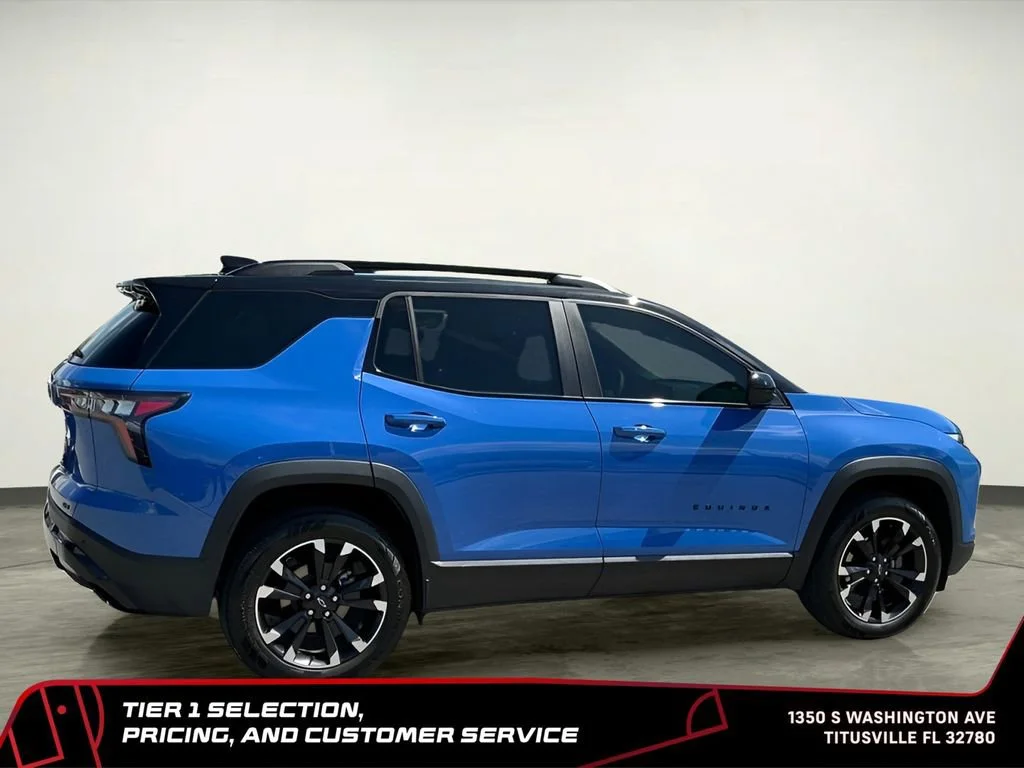 Used 2025 Reef Blue Metallic Chevrolet RS image 9