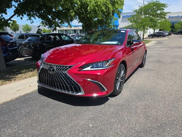 Used 2023 Red Lexus 350 image 1