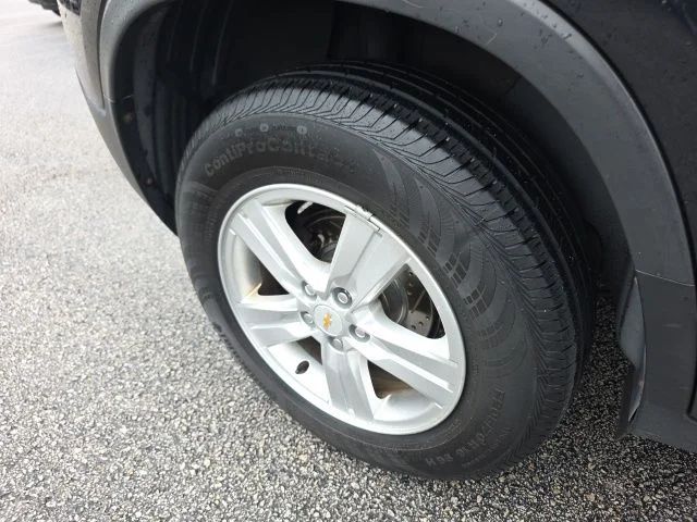 Used 2016 Black Chevrolet LT image 10