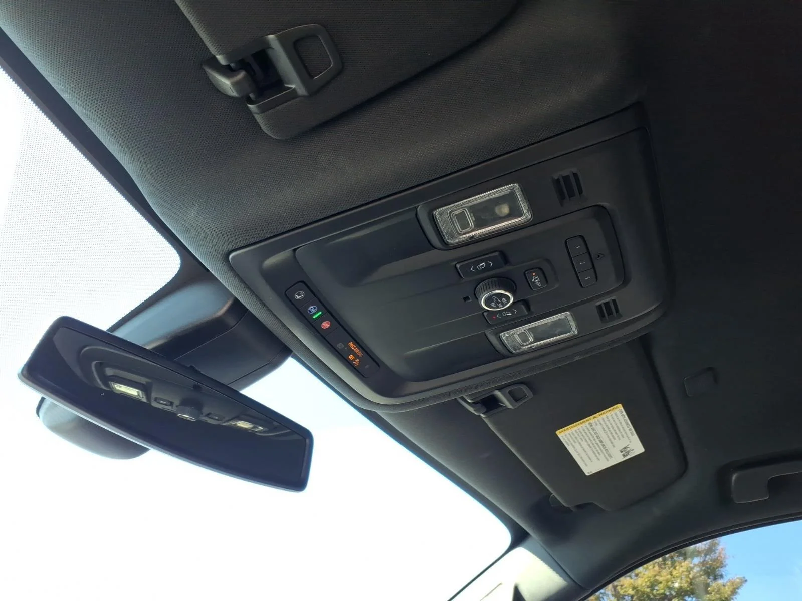 Used 2021 Dark Sky Metallic GMC AT4 image 9