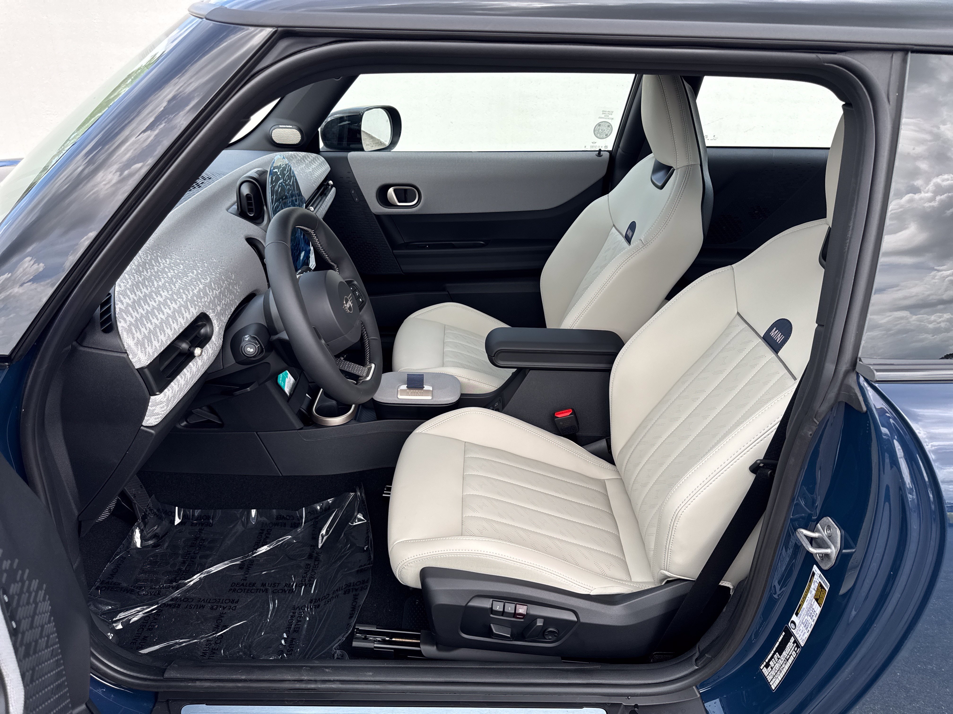 2026 MINI Hardtop 2 Door S - Photo 13