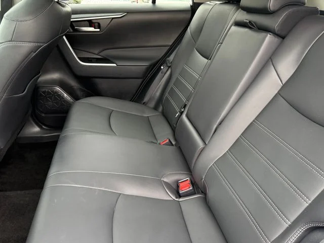 Certified Used 2025 Silver Toyota XLE Premium image 26