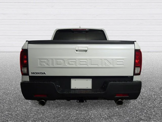 New 2026 Platinum White Pearl Honda RTL image 5