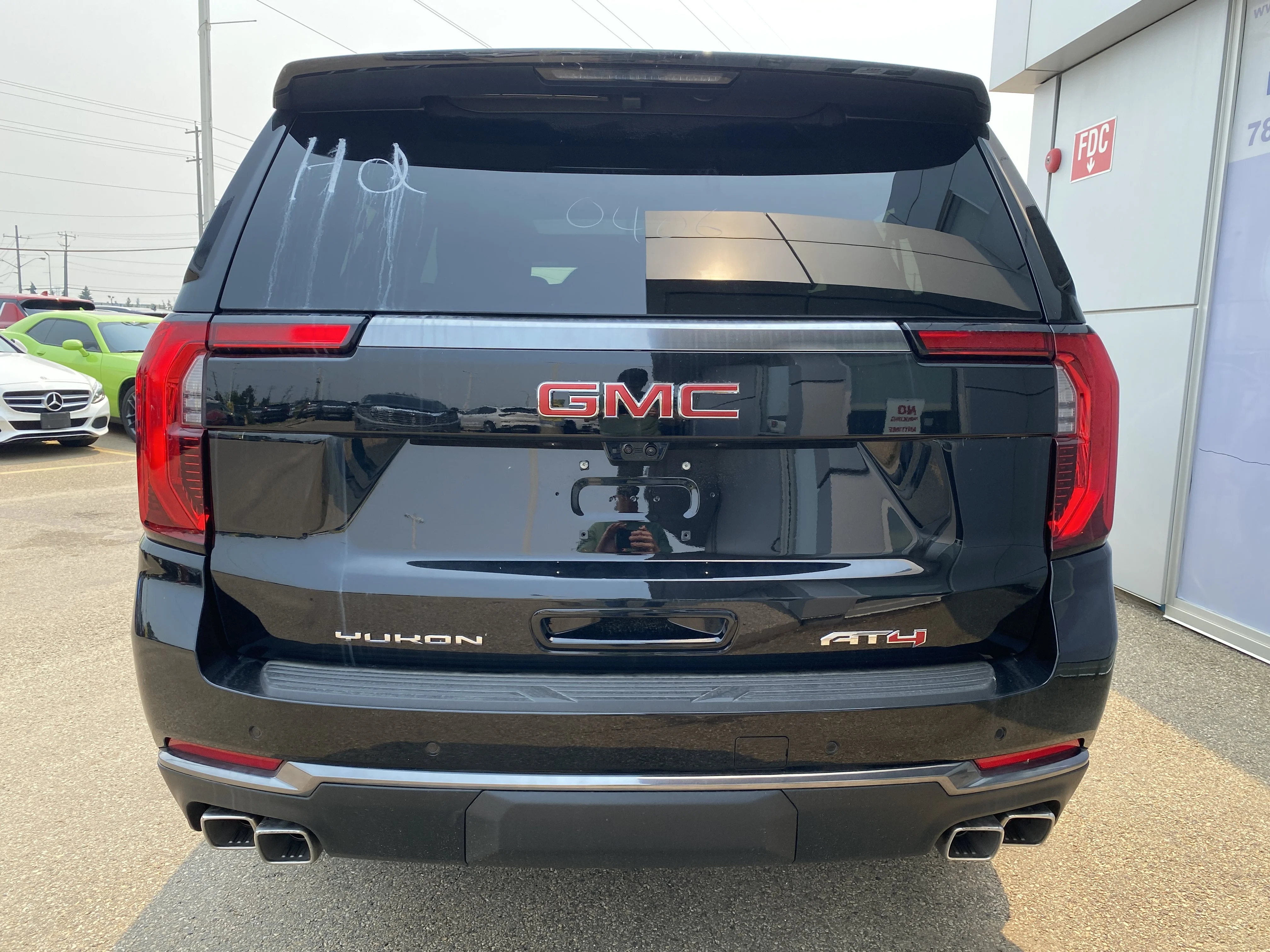 New 2026 ONYX BLACK GMC AT4 image 5