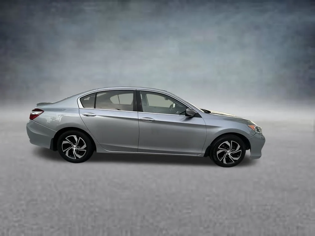 Used 2016 Gray Honda LX image 8