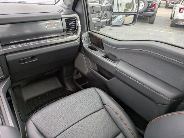 New 2026 Glacier Gray Metallic Tri-Coat Ford Lariat image 53