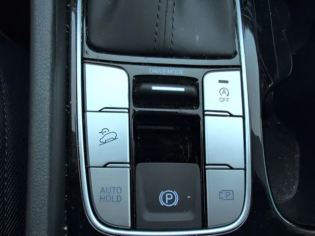 Used 2026 White Pearl Hyundai SE image 22