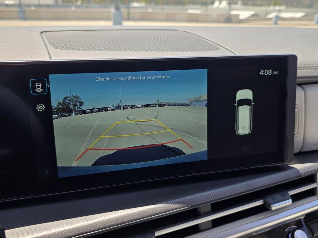 New 2026 Silver Hyundai SE image 26
