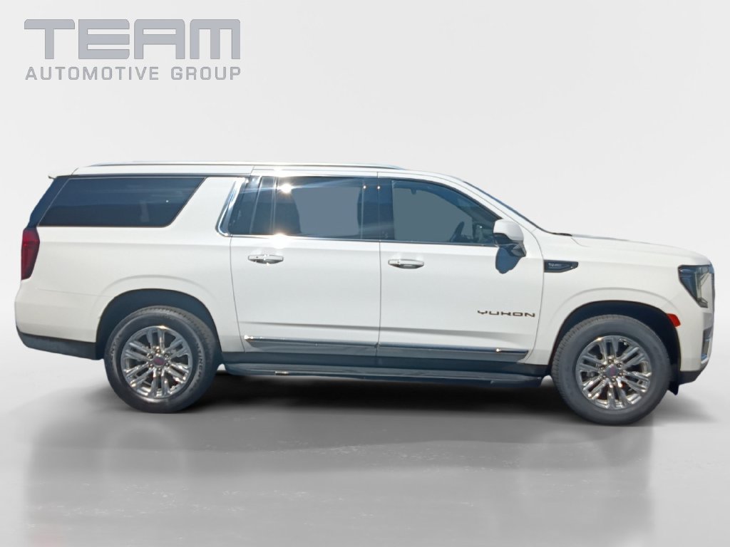 Used 2024 White GMC SLT image 8