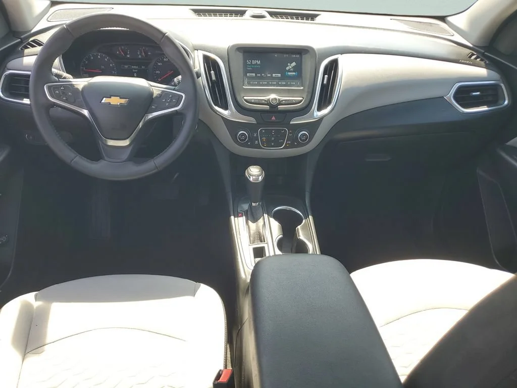 Used 2018 SILVER ICE METALLIC Chevrolet LT image 11