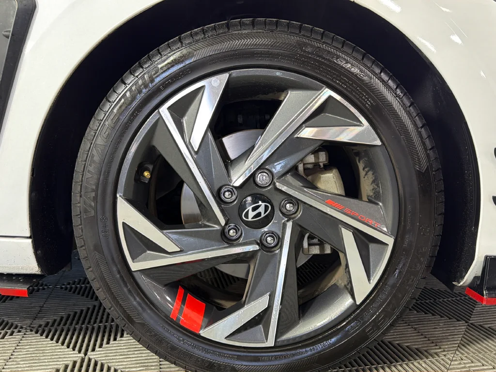 Used 2024 White Hyundai SEL image 38