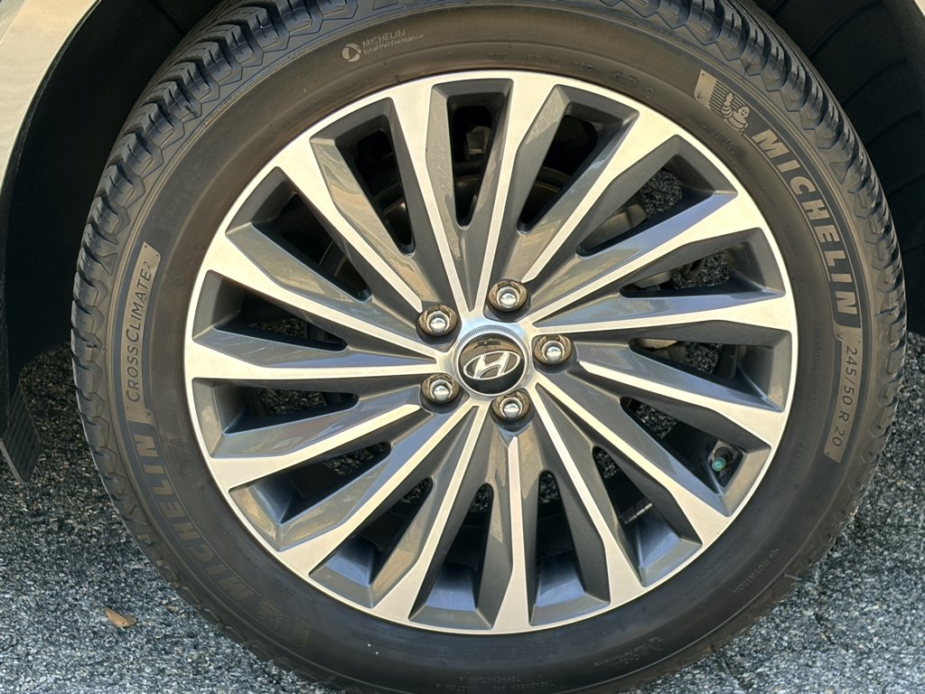Used 2023 Steel Graphite Hyundai Calligraphy image 10