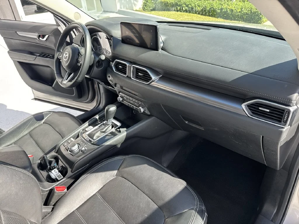Used 2024 Quartz Metallic Mazda 2.5 S Preferred Package image 32