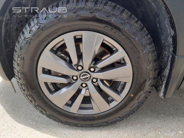 Used 2022 Gun Metallic Nissan SV image 9