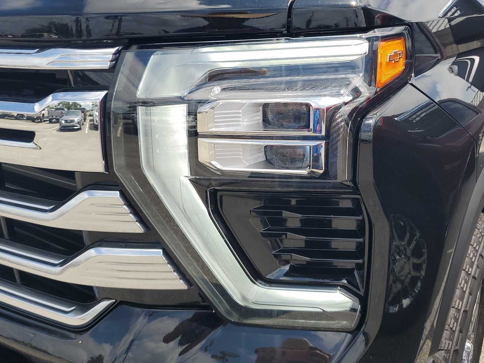 2026 Chevrolet Silverado 3500 HD High Country - Photo 13