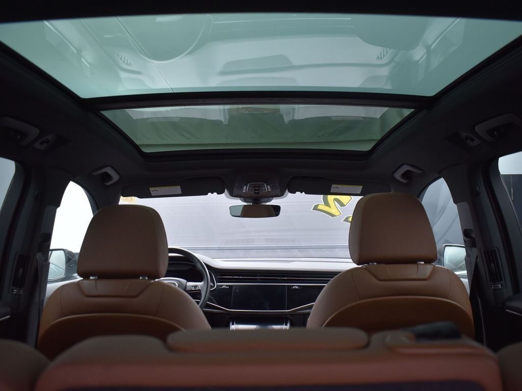 2022 AUDI Q7 - Image 25