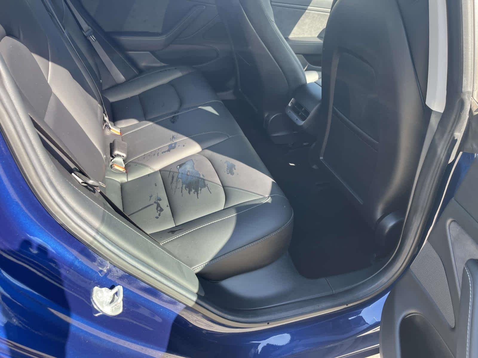 Used 2018 Deep Blue Metallic Tesla Long Range Battery image 25
