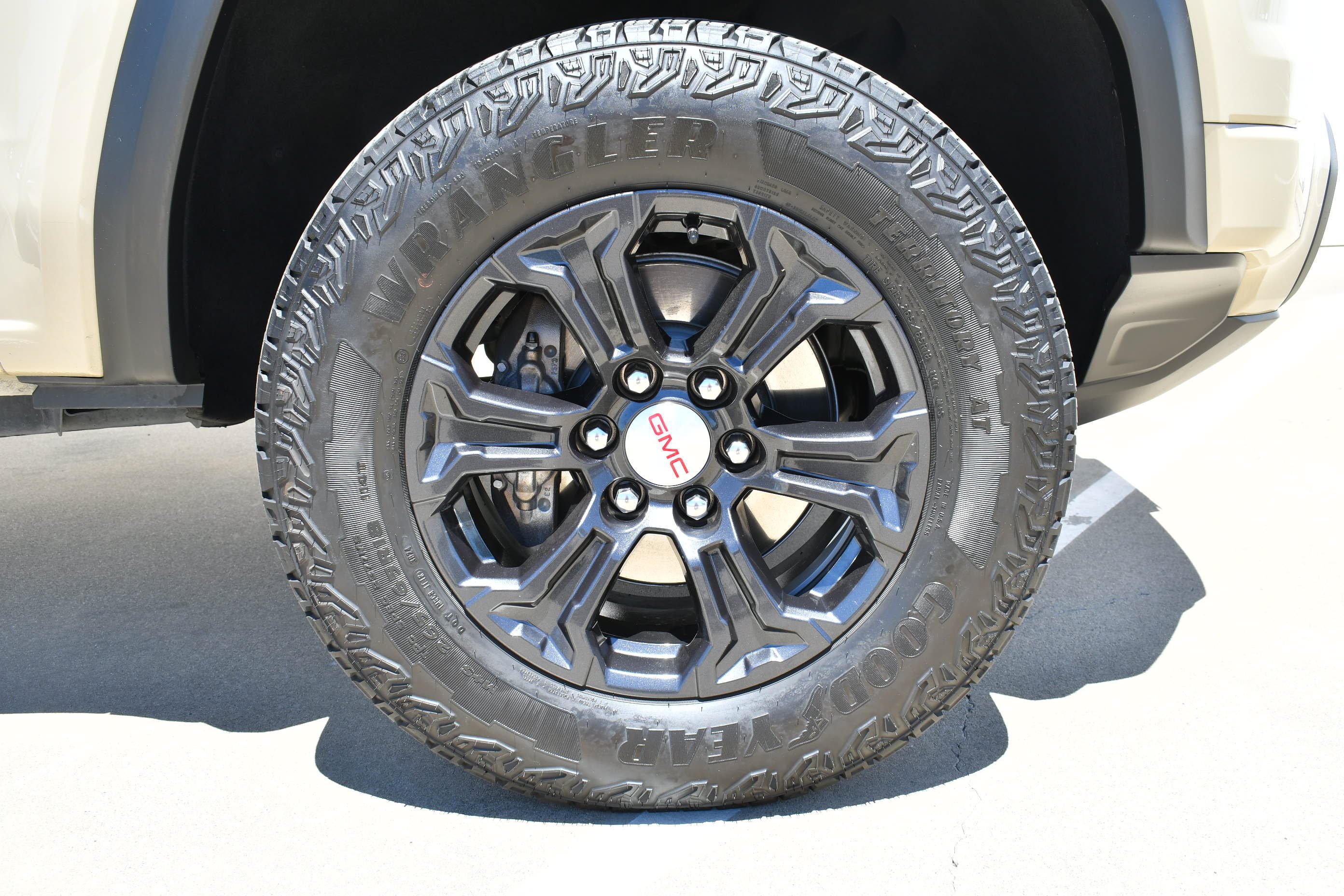 Used 2024 Desert Sand Metallic GMC Elevation image 4