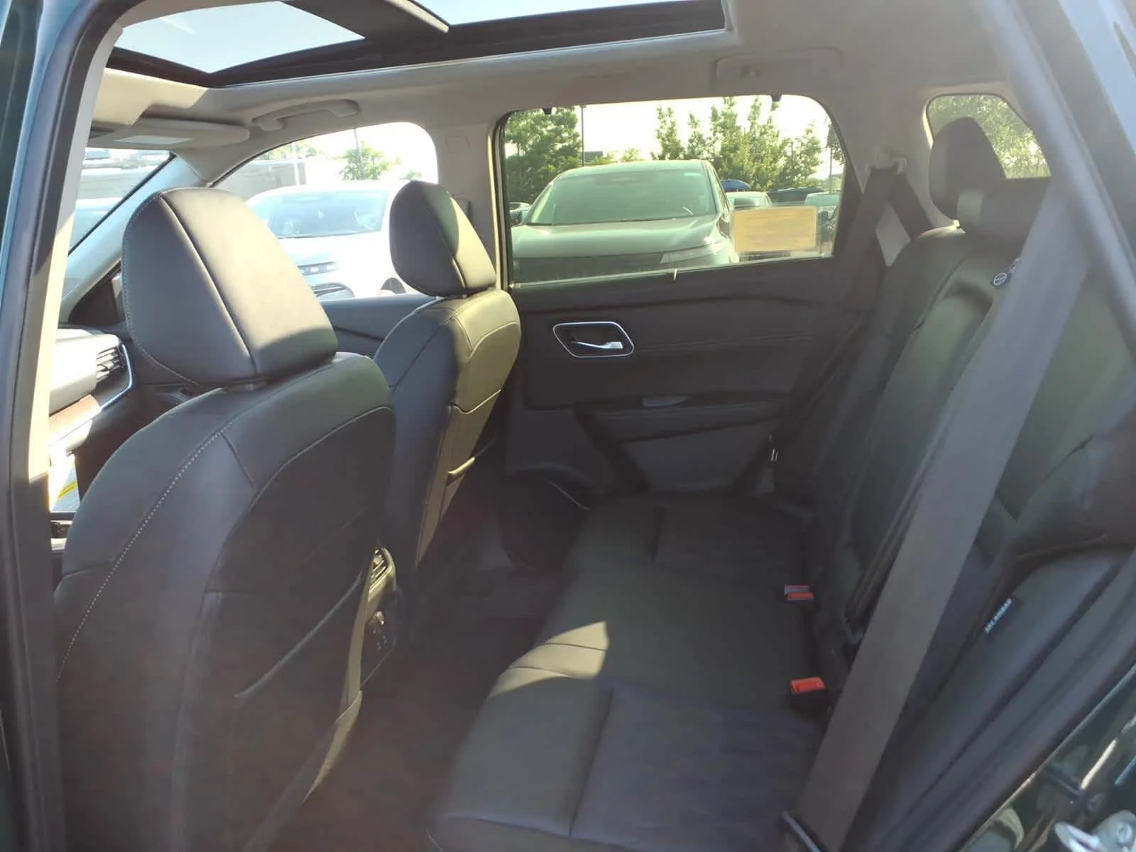 New 2026 Obsidian Green Nissan Platinum image 7