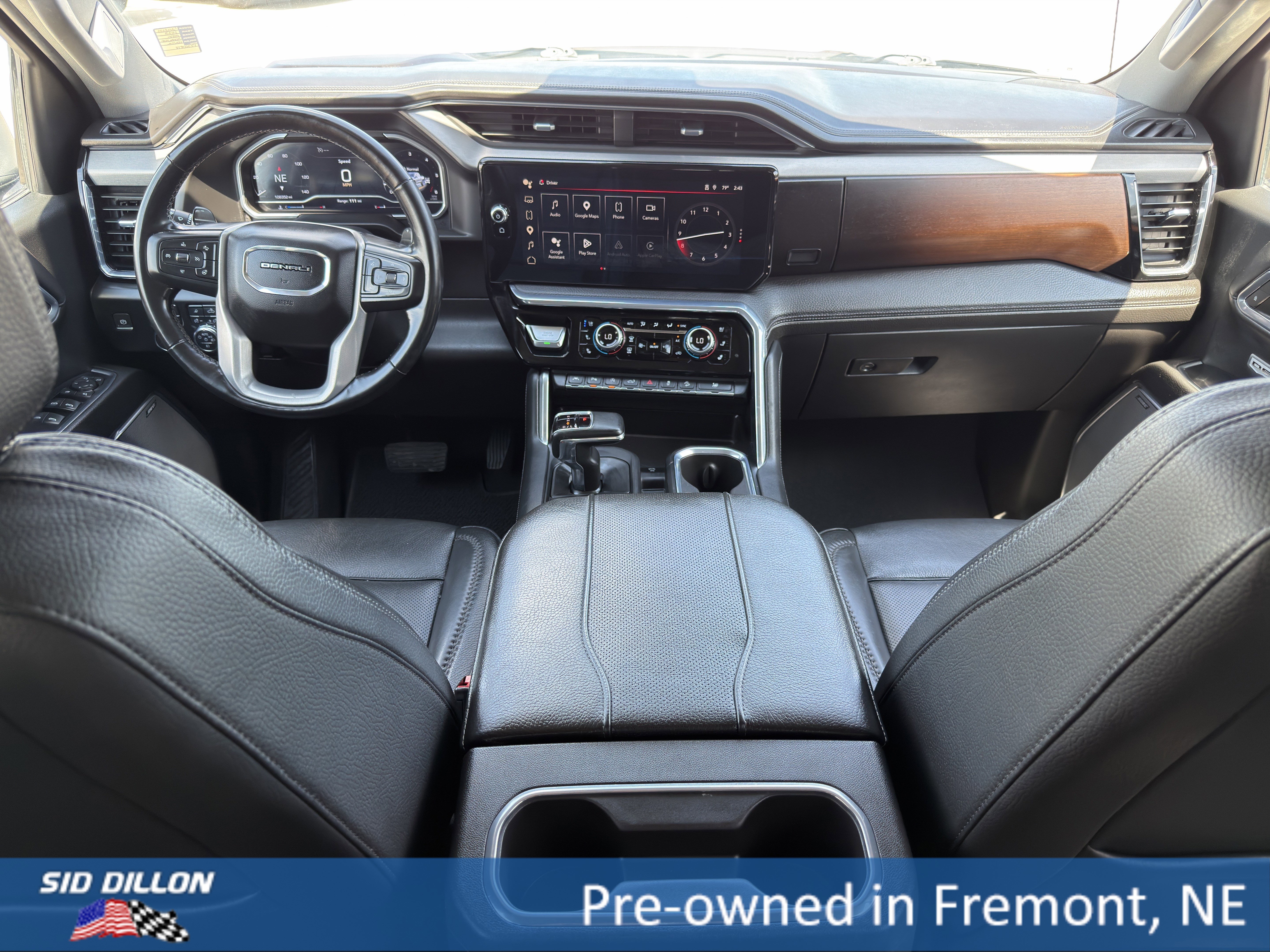 Used 2023 Summit White GMC Denali image 9