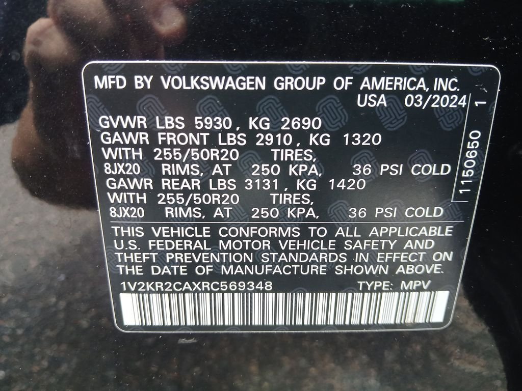 Used 2024 Black Volkswagen 2.0T SE w/Technology image 51