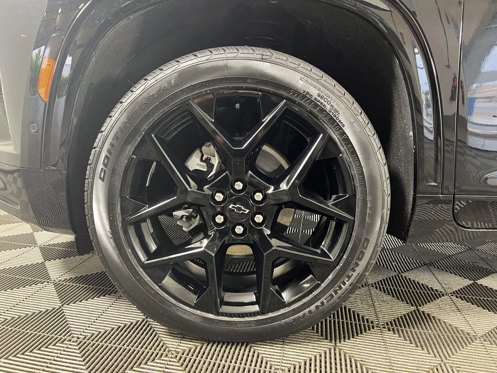 Used 2024 Mosaic Black Metallic Chevrolet AWD RS image 36