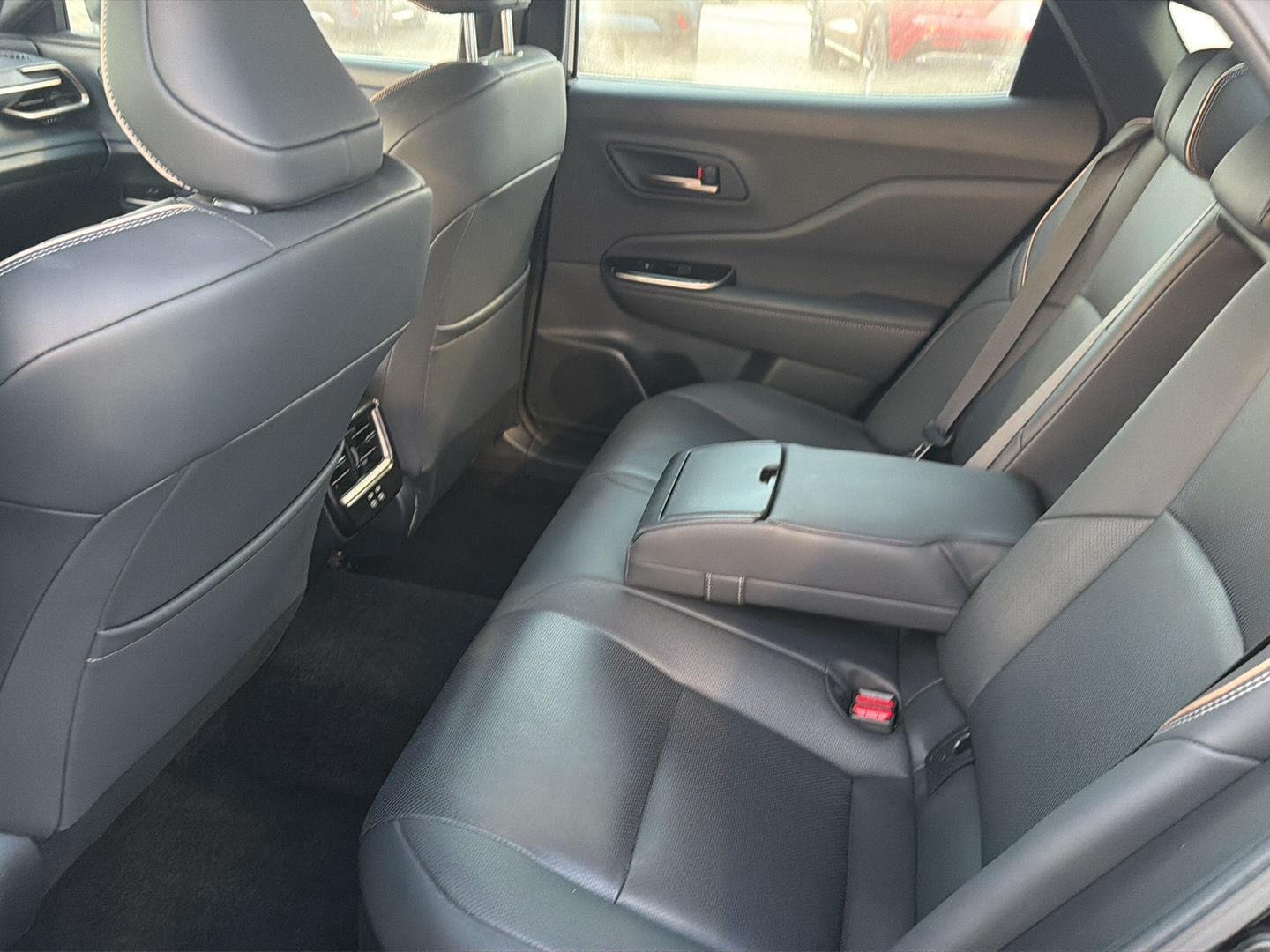 2025 Toyota Crown XLE - Photo 11