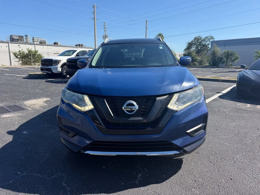 Used 2018 Nissan Rogue SV with VIN KNMAT2MT9JP508102 for sale in Lauderhill, FL
