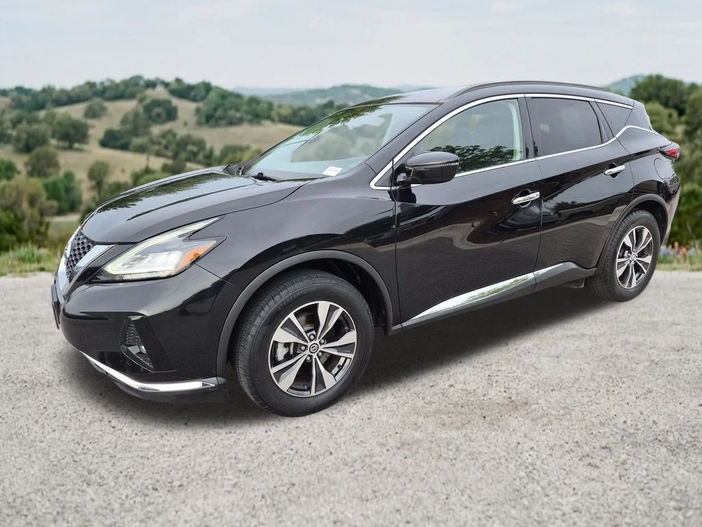 Used 2021 Black Nissan SV image 3