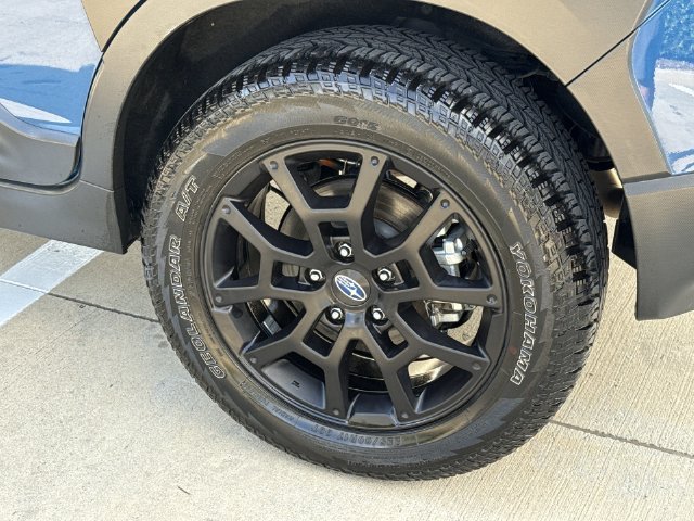 Certified Used 2024 Geyser Blue Pearl Subaru Wilderness image 12