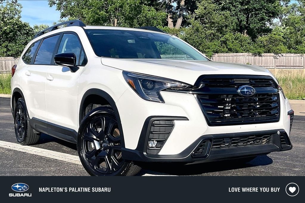 Used 2025 White Subaru Onyx Edition image 1