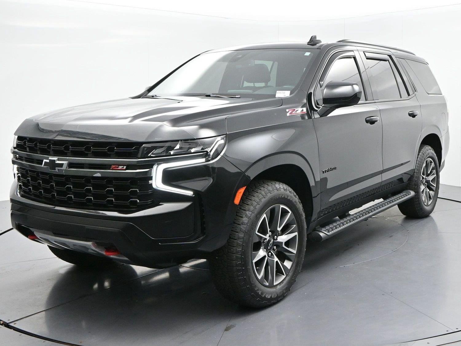 Used 2021 Black Chevrolet Z71 image 3