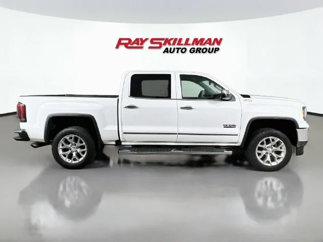 Used 2018 White GMC SLT image 8