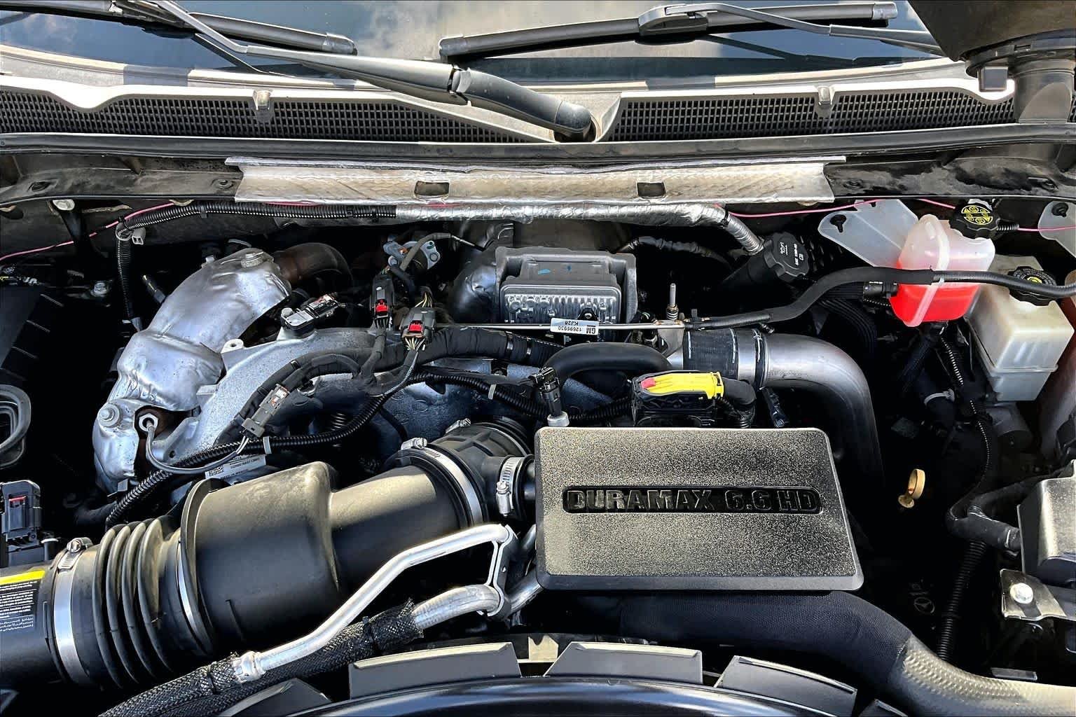 Used 2020 Onyx Black GMC AT4 image 32