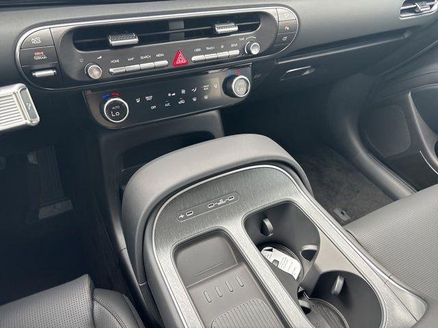 New 2026 Abyss Black Pearl Hyundai SEL image 58