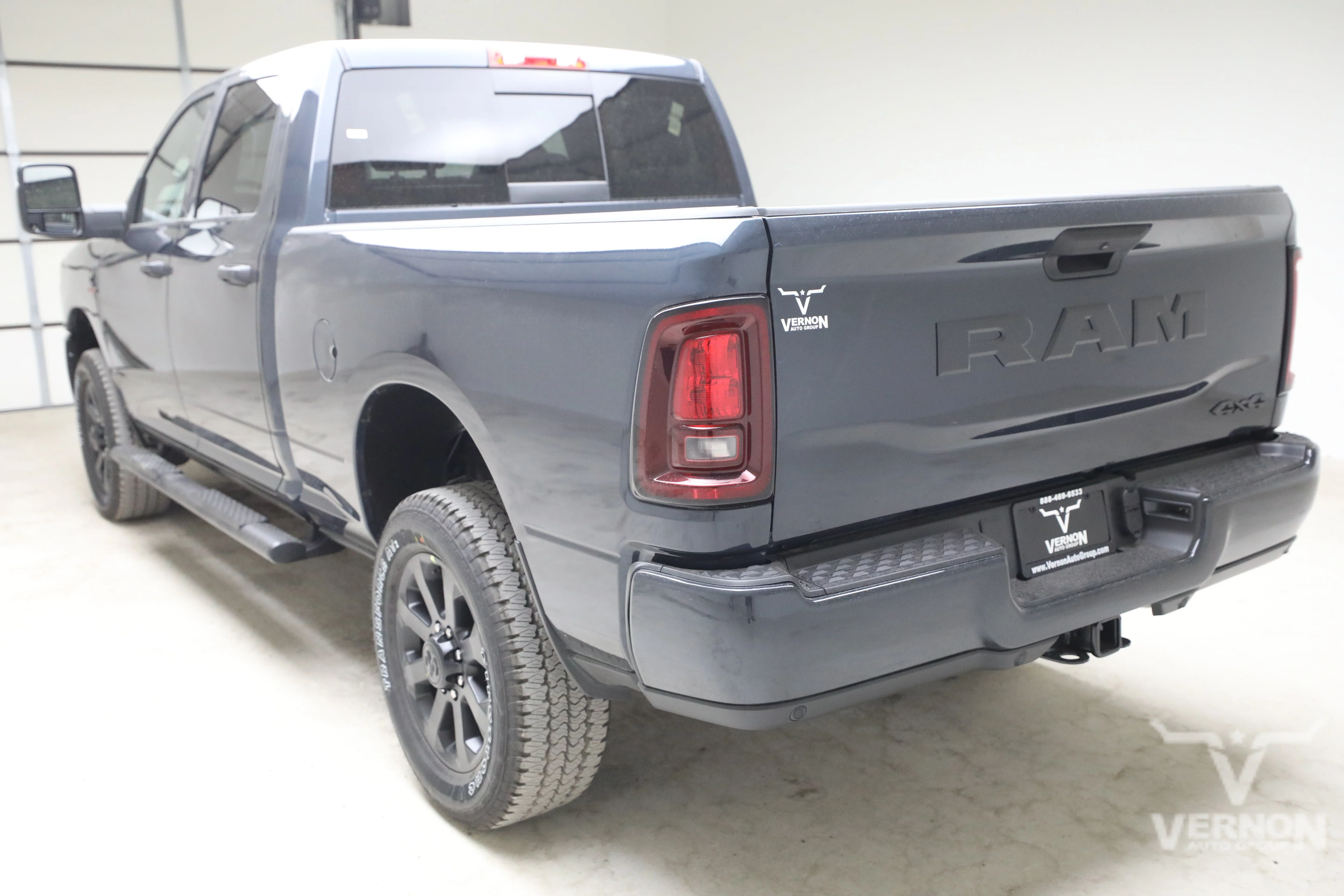 New 2026 Ram 2500 Black Express Crew Cab 4x4