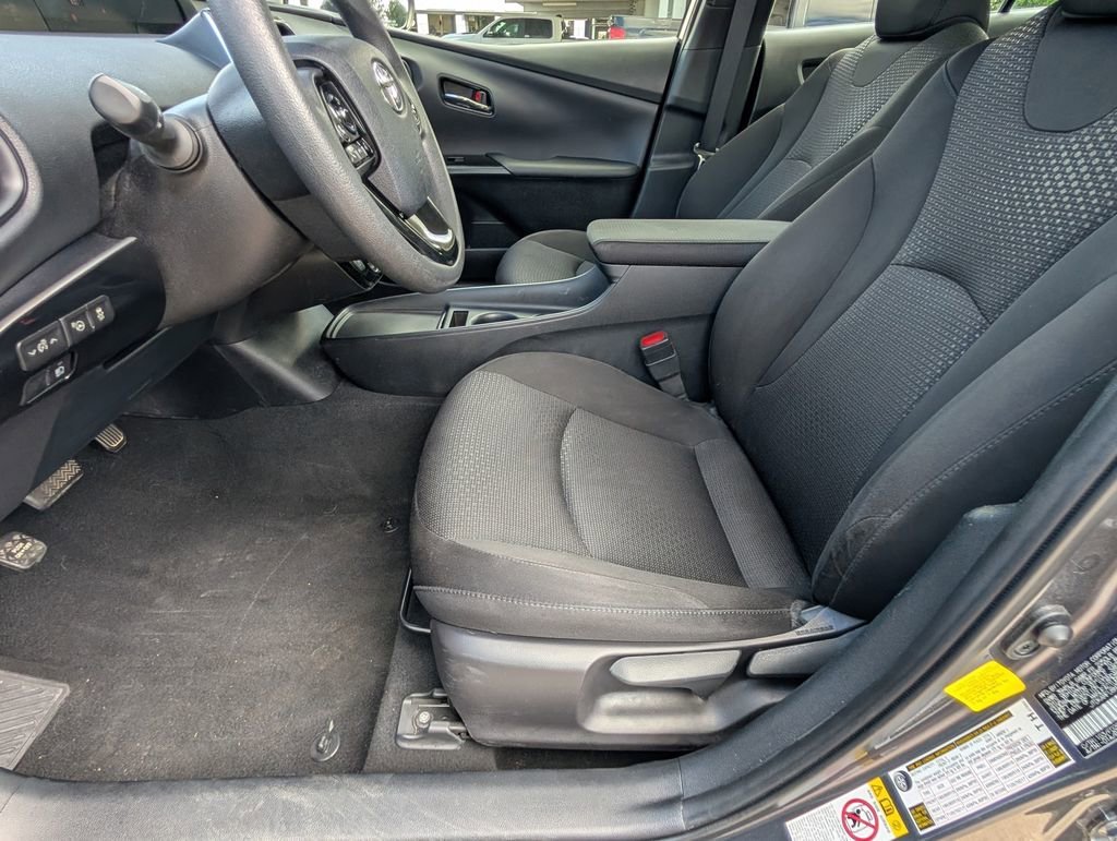 Used 2021 Gray Toyota LE image 15