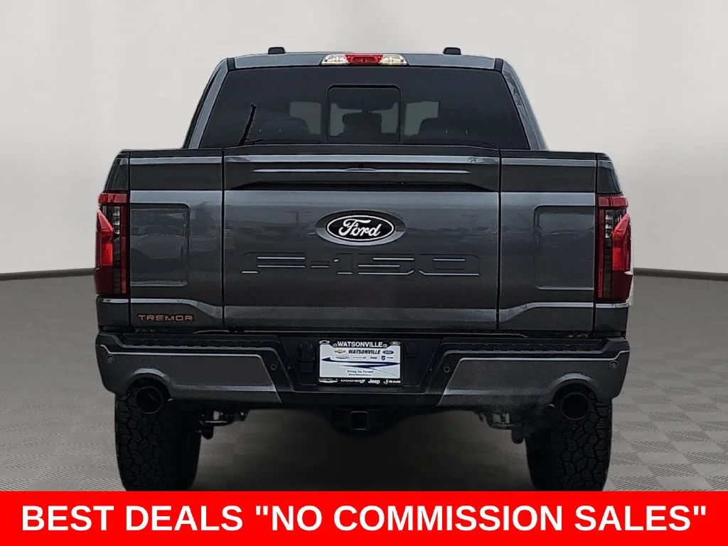 New 2026 Carbonized Gray Metallic Ford Tremor® image 4