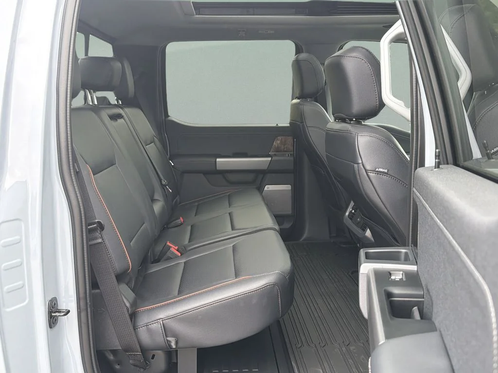 New 2026 Glacier Gray Metallic Tri-Coat Ford F-250® Lariat® image 44