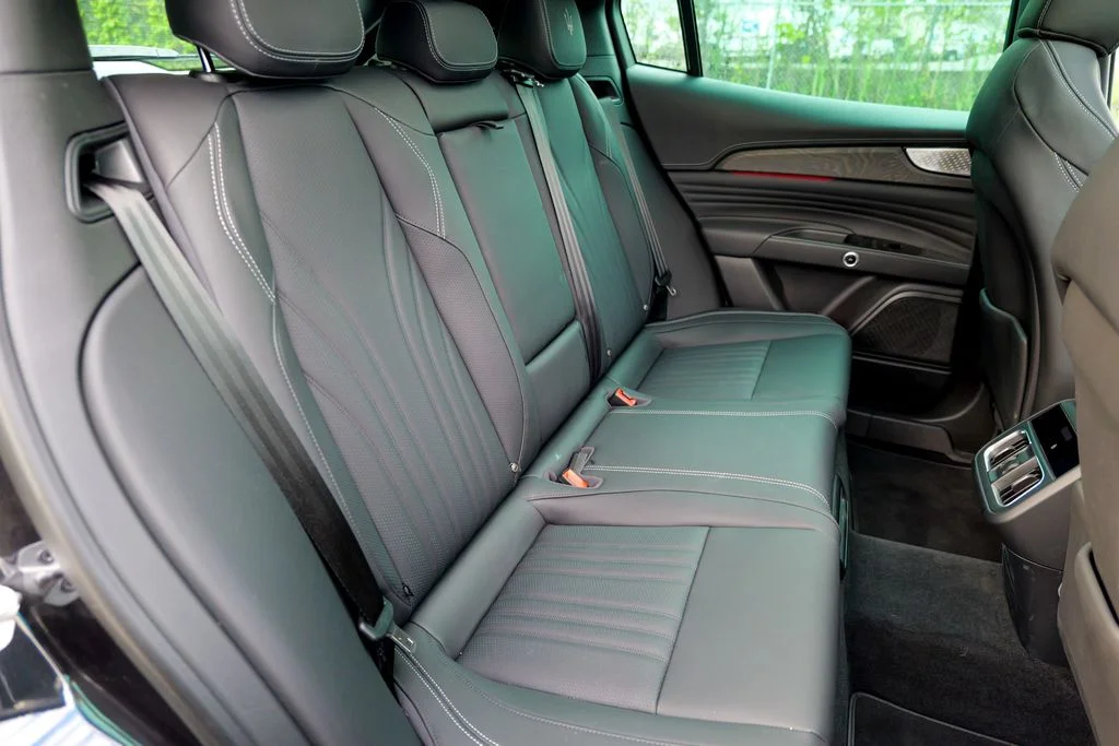 New 2025 Nero Noctis Black Maserati Base image 33