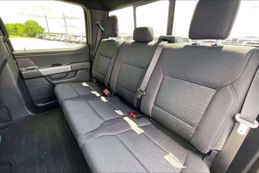 Used 2026 Gray Ford XLT image 19