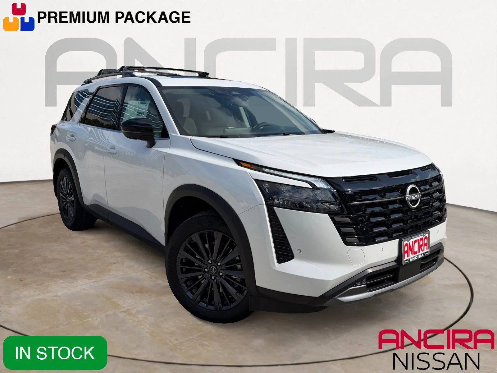 New 2026 Everest White Pearl Tricoat Nissan SL image 1