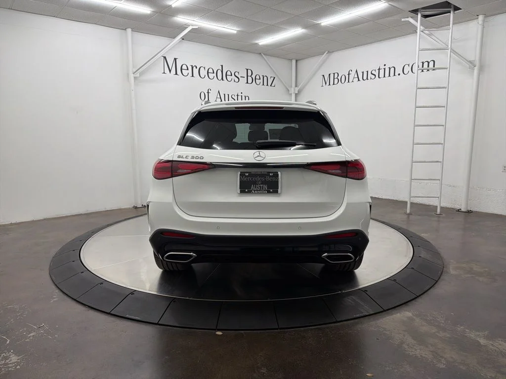 Used 2026 White Mercedes-Benz GLC 300 image 6