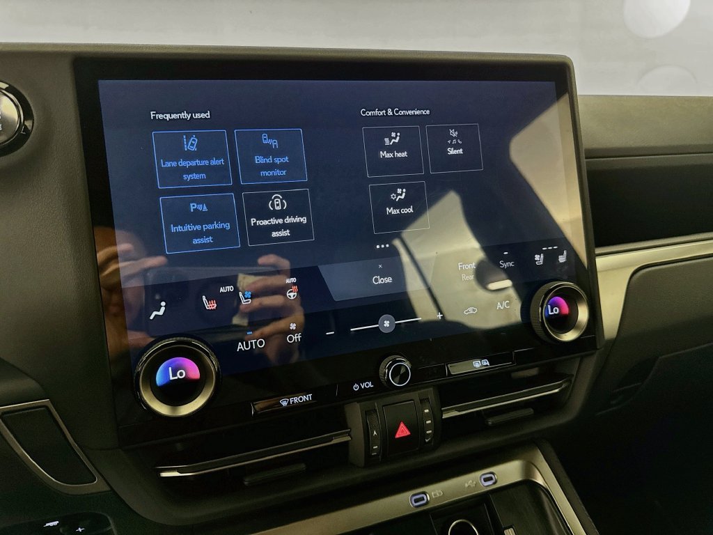 Used 2025 Gray Lexus 550 Premium image 15
