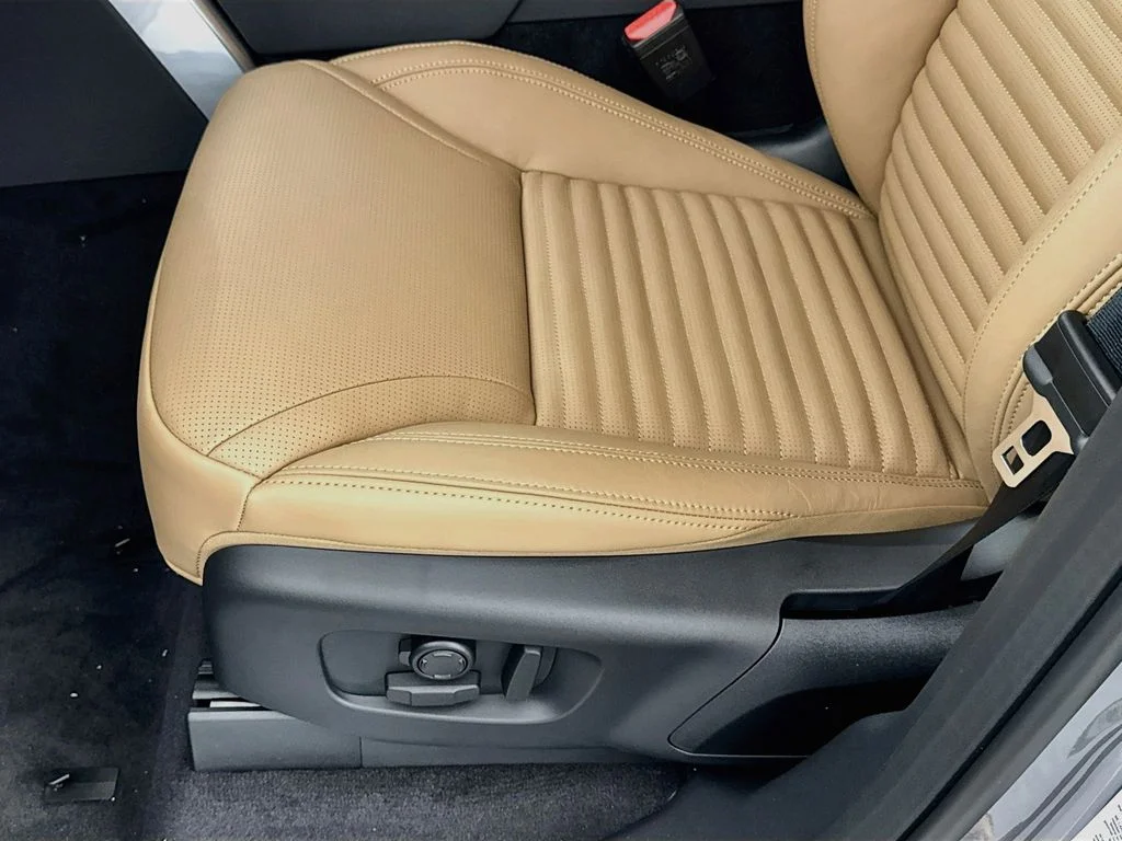 New 2026 Eiger Grey Land Rover Gemini Edition image 20