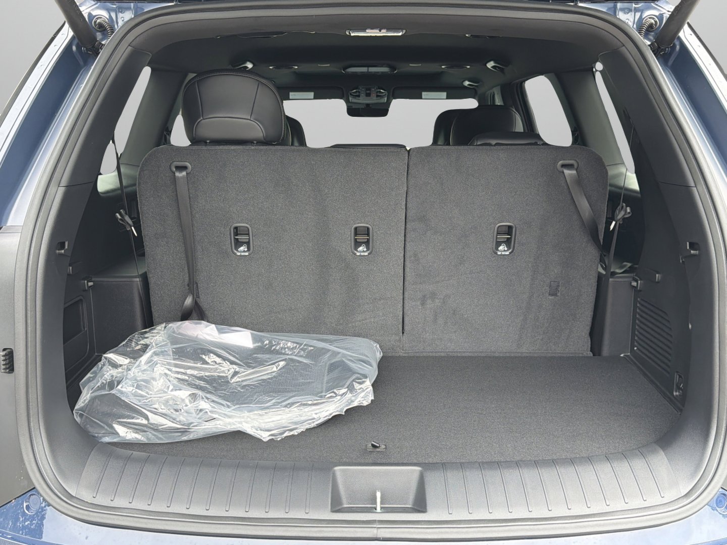 New 2027 Midnight Lake Blue Kia EX image 26