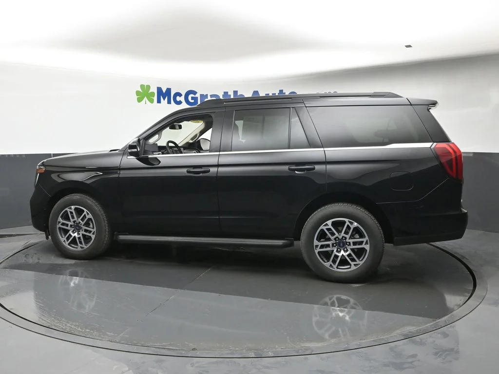 Used 2025 Black Ford Active image 24