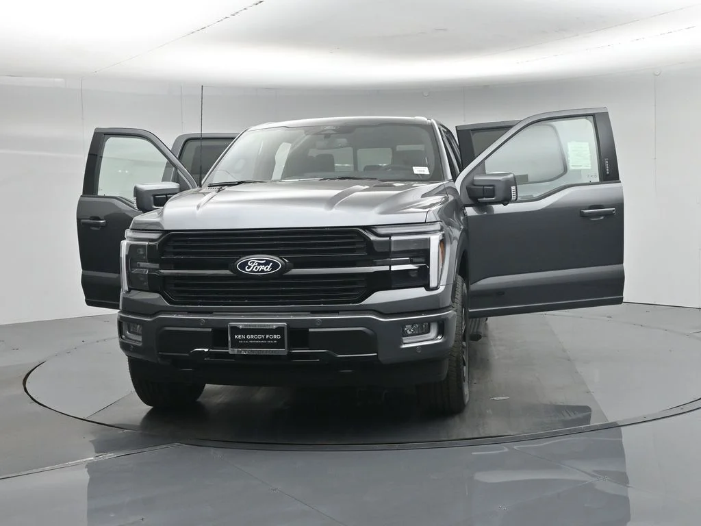 New 2026 Carbonized Gray Metallic Ford Platinum image 31