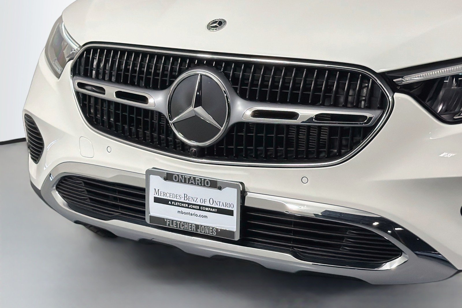 Certified Used 2026 Polar White Mercedes-Benz GLC 300 image 14